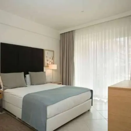Private Dublex In Wyndham Apartment